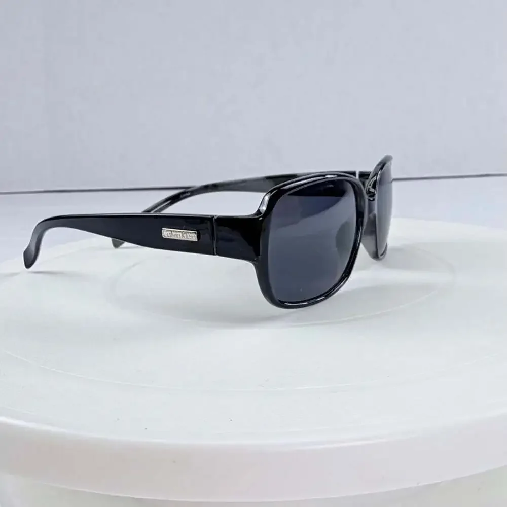 Calvin Klein R6075 Sunglasses Black with Hard Case
